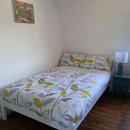 Accommodation Hub Studio 3 Londra Exterior foto