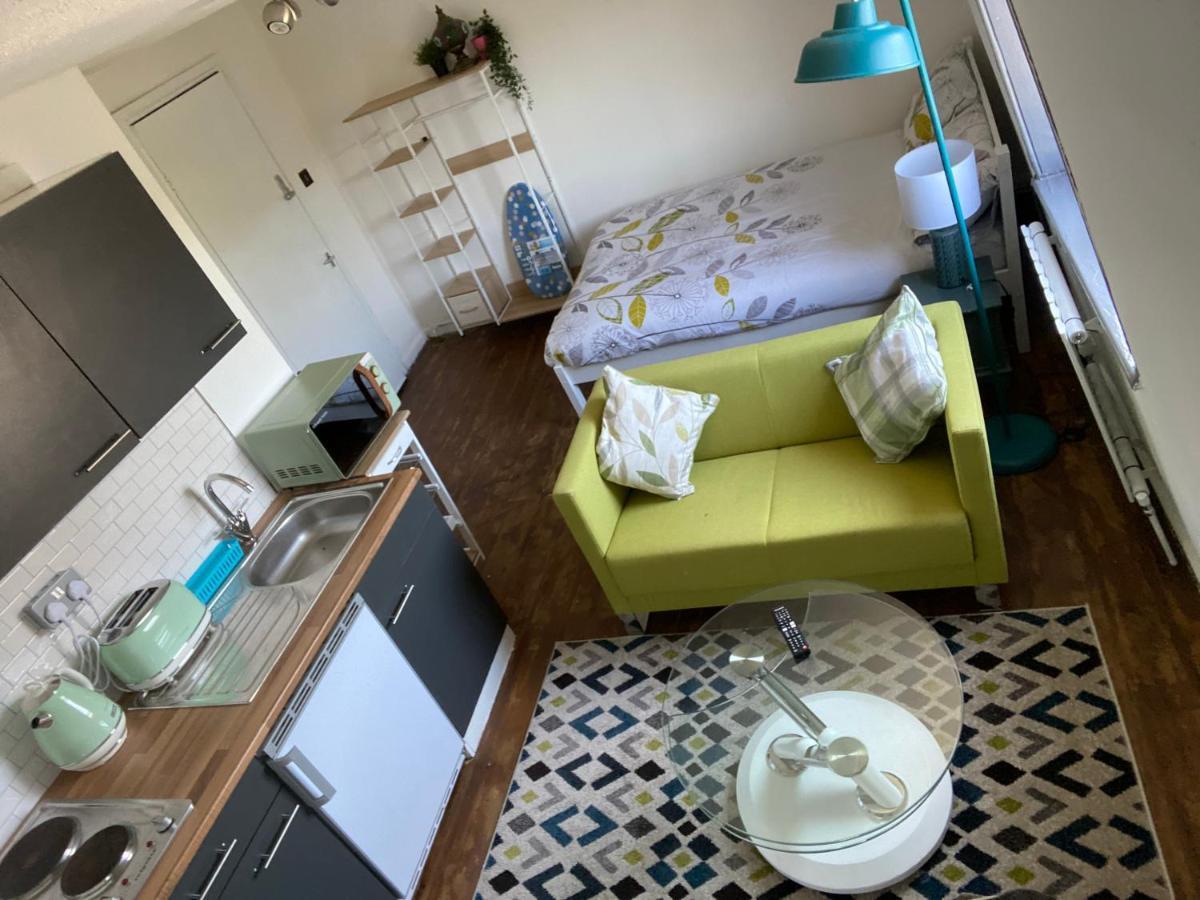 Accommodation Hub Studio 3 Londra Exterior foto