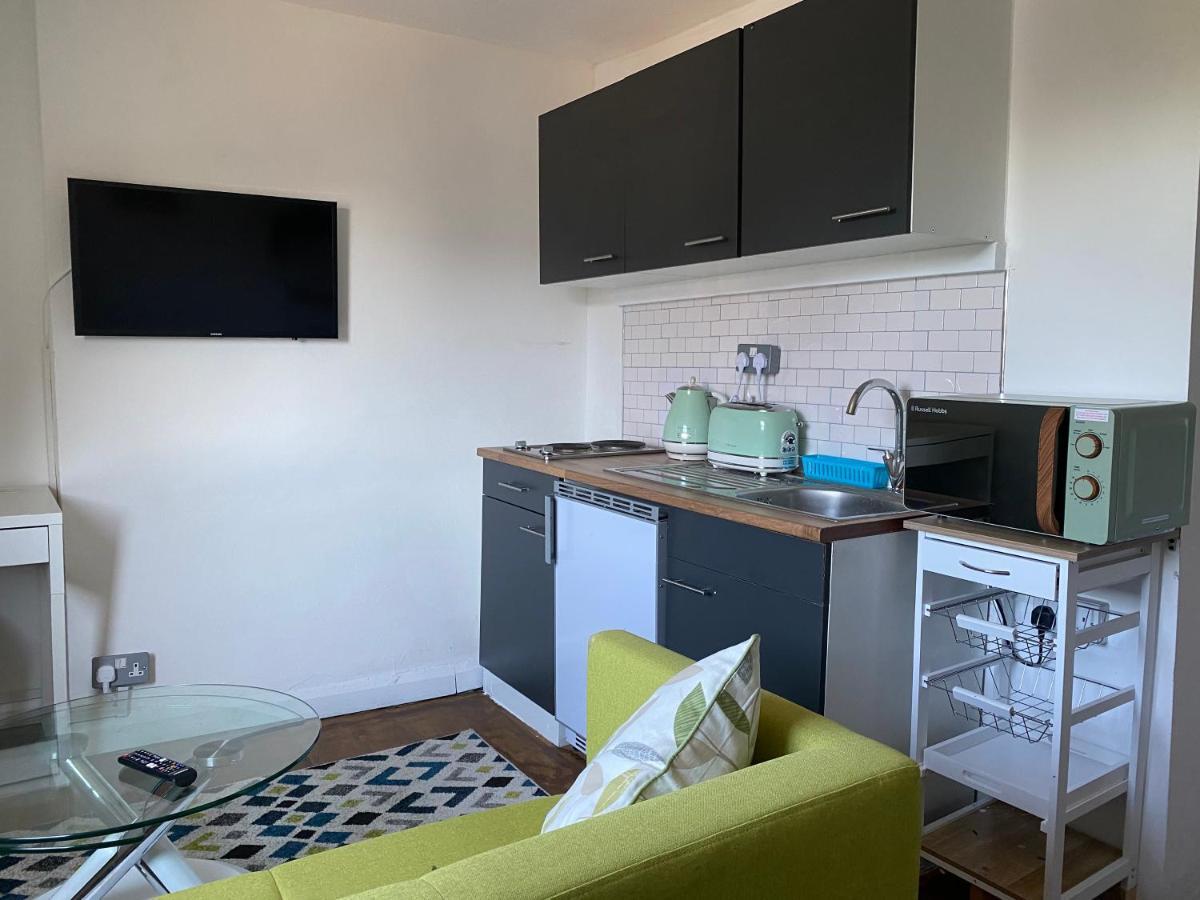 Accommodation Hub Studio 3 Londra Exterior foto